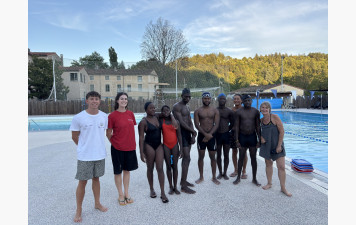 le stage d'apprentissage de la natation pour ados et jeunes : une réussite !